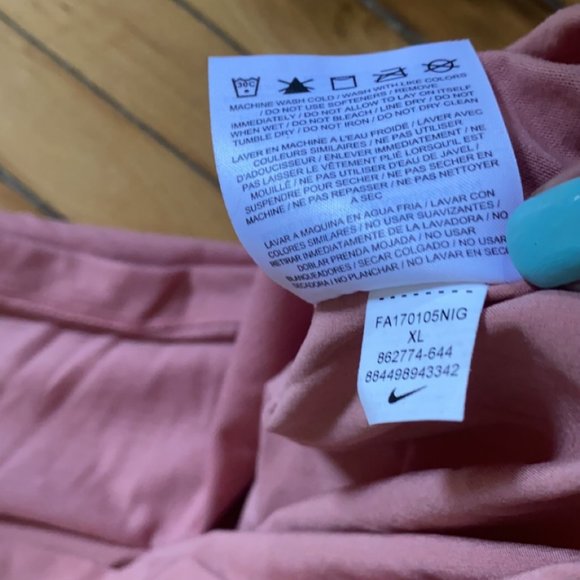 Dusty Rose Nike Dry Fit Top - size XL - Picture 4 of 6
